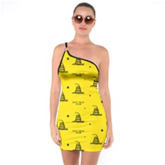 Gadsden Flag Don t Tread On Me Yellow And Black Pattern With American Stars One Soulder Bodycon Dress by snek