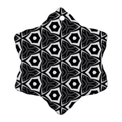 Black White Pattern Ornament (snowflake) by Bajindul